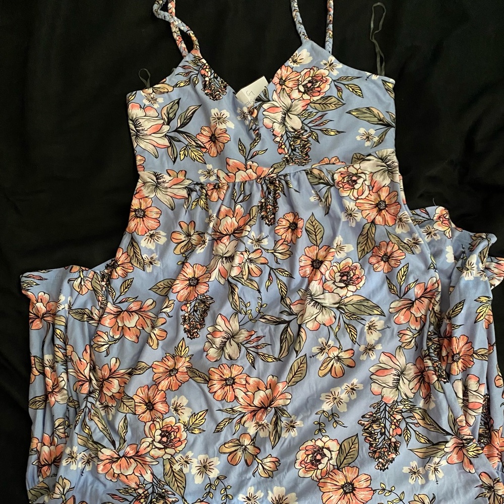 Sleeveless floral dress